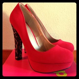 Red Platform Pump w/ Cheetah Print Heel